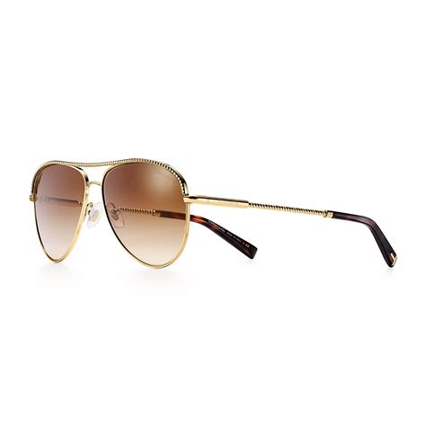 Diamond Point pilot sunglasses in gold.